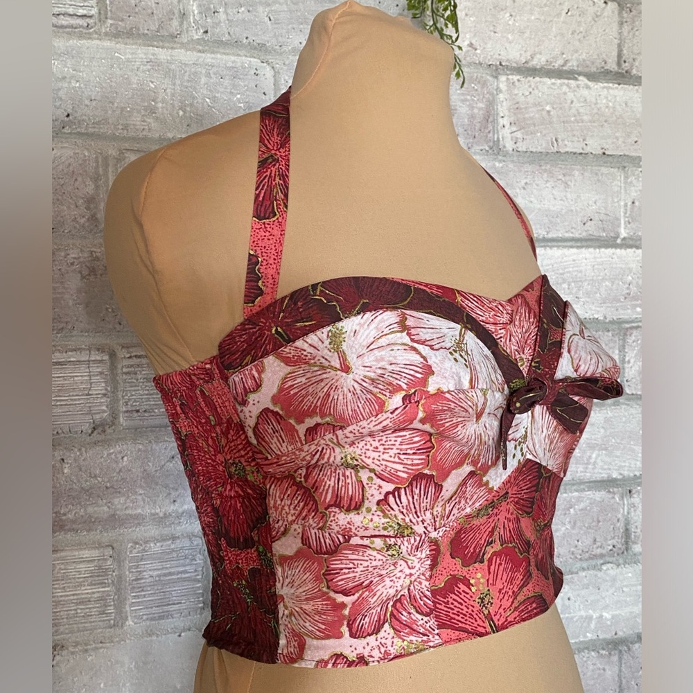 Sold♥️ 50s inspired bustier Top